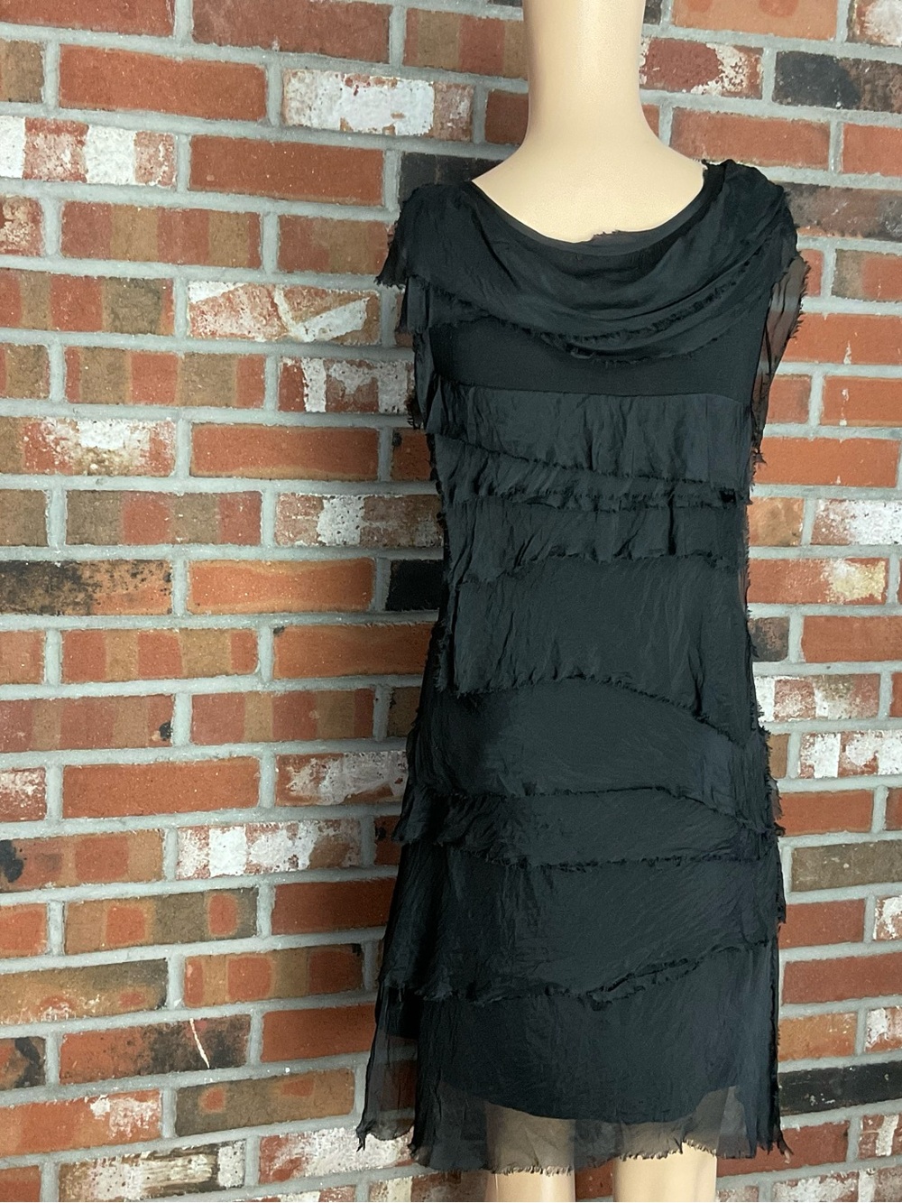 TEMPO PARIS BLACK SILK DRESS - Picture 3 of 4